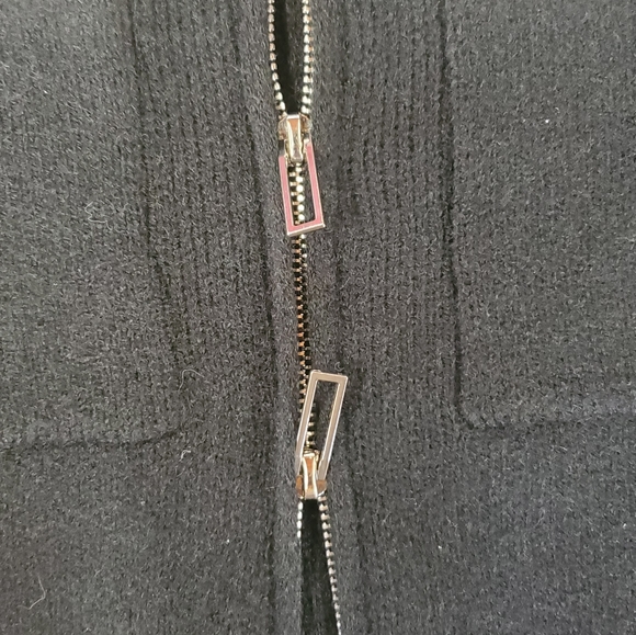 Jacket - Picture 9 of 9